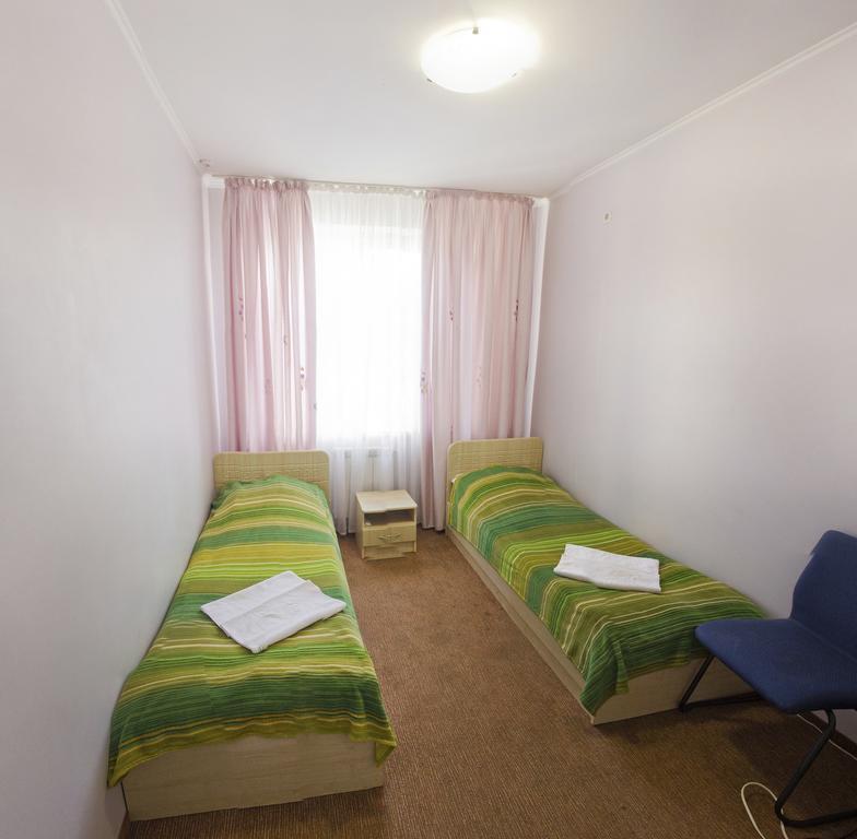 Motel Iwano-Frankiwsk Pokój zdjęcie